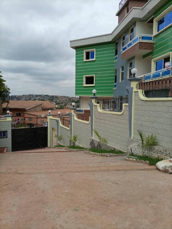 Studio meublé haut standing jouvence Yaoundé Exterior foto