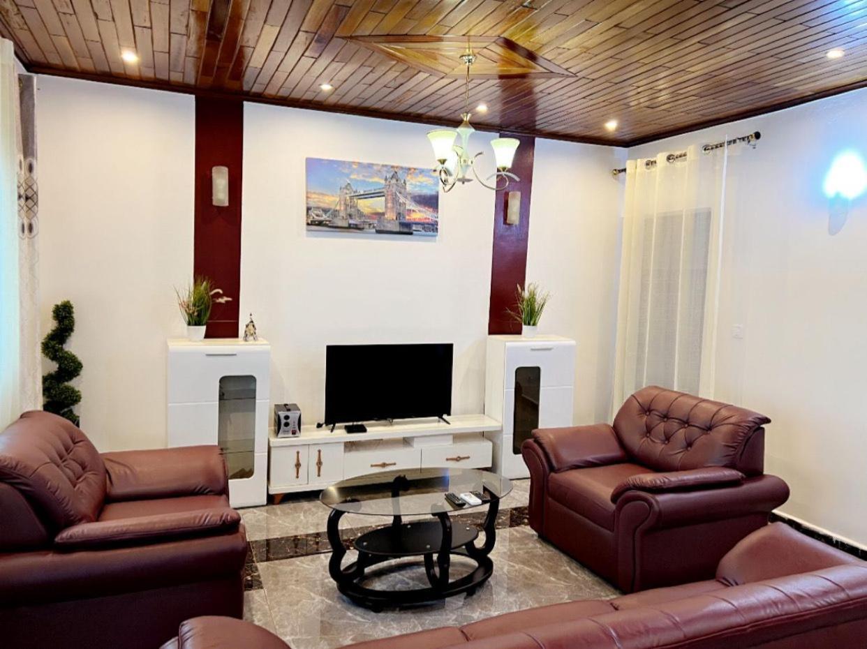 Studio meublé haut standing jouvence Yaoundé Exterior foto